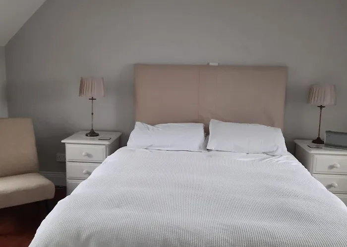 Вилла Bayview Cottage, *